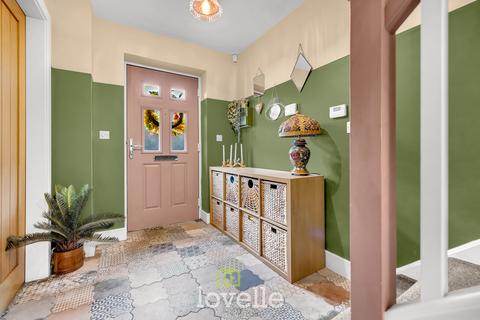 3 bedroom semi-detached house for sale, Runway Lane, Holton-le-Clay DN36