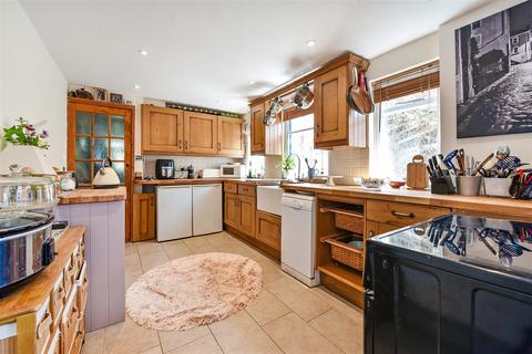 undefined, Waterloo Terrace, Anna Valley, Andover