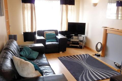 2 bedroom semi-detached house to rent, Watson Crescent, Peterhead, AB42