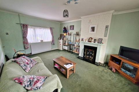 undefined, Queen Eleanor Terrace, Far Cotton NN4