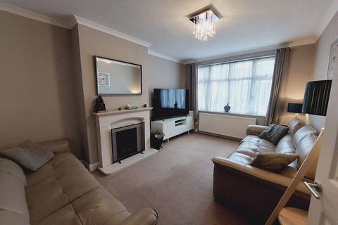 4 bedroom semi-detached house for sale, Kingston Road, Leatherhead KT22