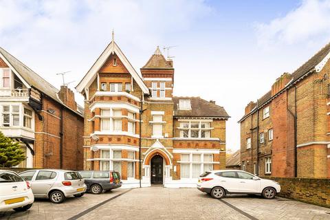 undefined, North Common Road, Ealing, W5