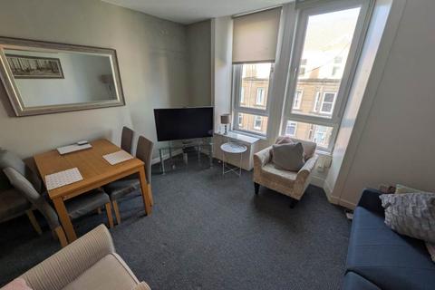 2 bedroom flat to rent, 3/L 1 Lytton Street, ,
