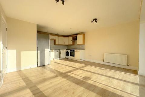 undefined, Primrose Close, Luton, LU3 1EU