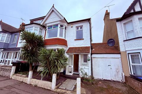 undefined, Brightwell Avenue, Westcliff on Sea, Essex, SS0 9EG