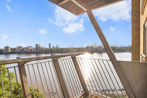 undefined, Seacon Tower, Hutchin Street, South Quay, Westferry, Canary Wharf, London, E14 8JX