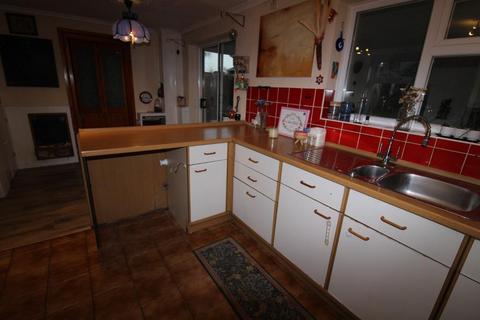 3 bedroom end of terrace house for sale, Bletchley, Milton Keynes MK3