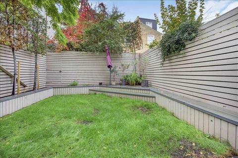 undefined, Strathmore Road, London, SW19