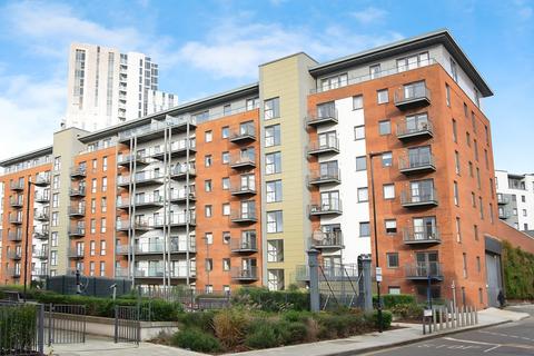 2 bedroom apartment for sale - John Thornycroft Road, Southampton SO19