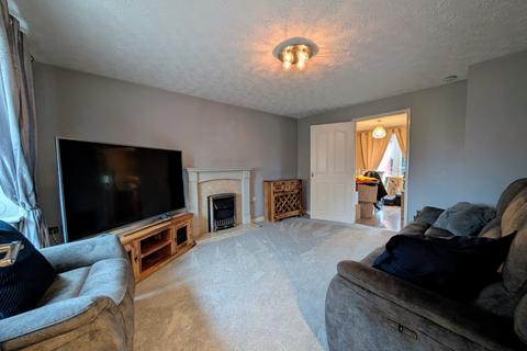 3 bedroom detached house for sale, Wenlock Close, Hereford, HR2