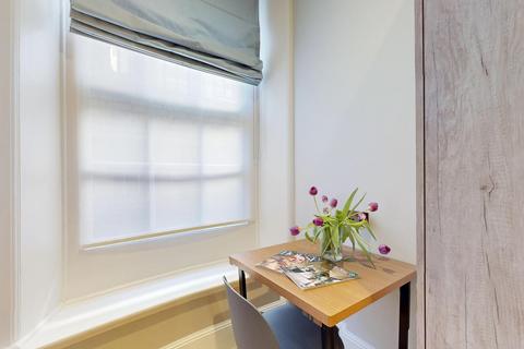 undefined, Draycott Avenue, London SW3
