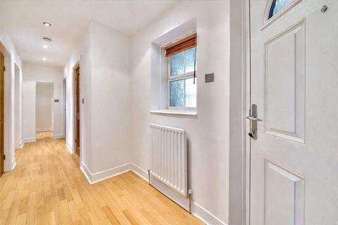 2 bedroom apartment for sale, William Bonney Estate, London