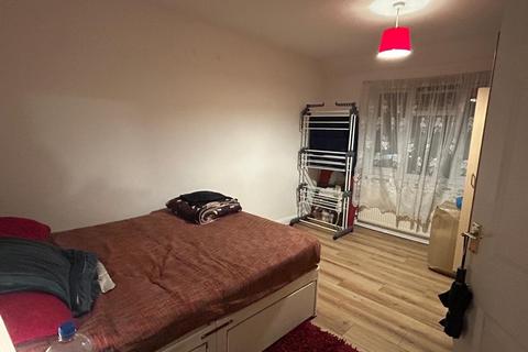 undefined, 16a Village Way, Willesden NW10