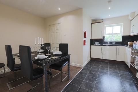 5 bedroom terraced house to rent, Wilkinson Street