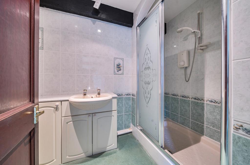 1387220-16-693af3...