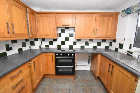 2 bedroom terraced house to rent, North Tawton
