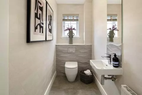 3 bedroom semi-detached house for sale - Photo 10