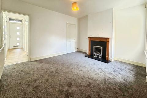 4 bedroom terraced house to rent, Basingstoke Road, Berkshire RG2