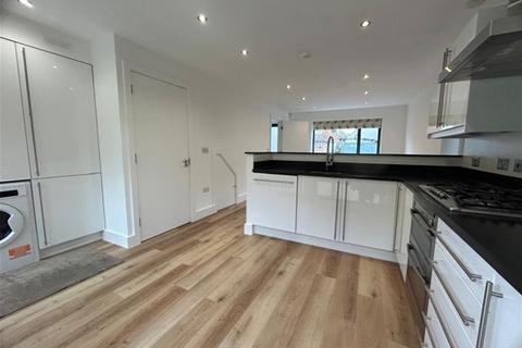3 bedroom house to rent, Kingcroft Road, Harpenden