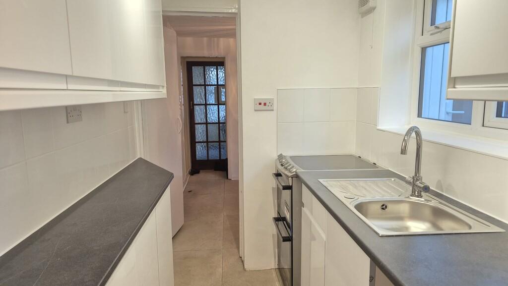 9a8c75e9-d810-4e6c-8