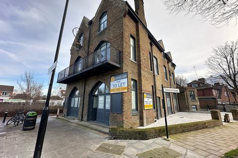 Retail property (high street) to rent, 2 Grove Park Rd London W4 3SG