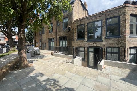 Retail property (high street) to rent, 2 Grove Park Rd London W4 3SG
