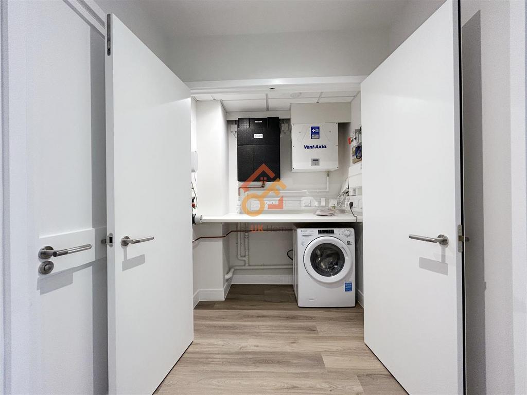 ???? 2025-12-16 110540 739.jpg