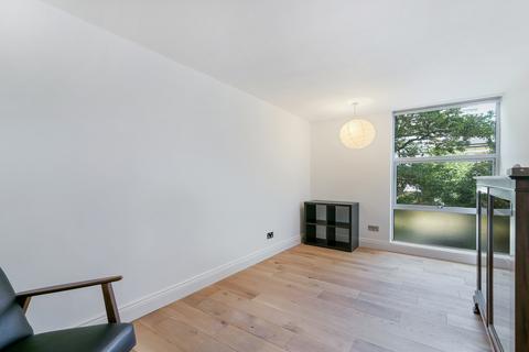 undefined, Grosvenor Lodge, London W4