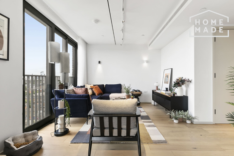 3 bedroom apartment to rent, Author Kings Cross