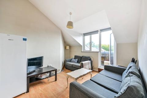 3 bedroom flat to rent, Old London Road, Kingston, Kingston upon Thames, KT2