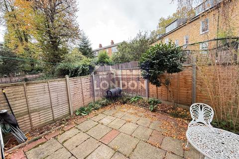 Hullbridge Mews, Islington, London N1