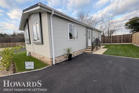 2 bedroom park home to rent, Belton Country Park, Great Yarmouth