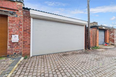 5 bedroom terraced house for sale, Abington Avenue, Abington, Northamptonshire NN1