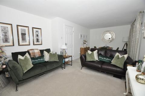 3 bedroom detached house for sale, Wetherel Road, Burton-On-Trent DE15