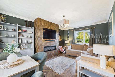 undefined, Manor Road, Long Stratton