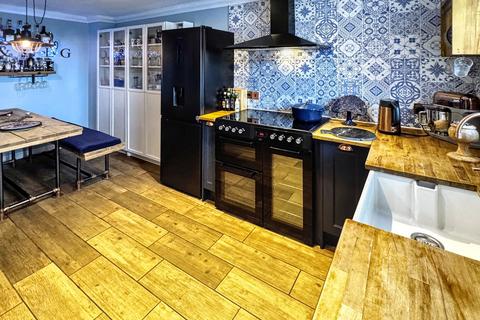 undefined, Devonshire Rise, Tiverton, EX16