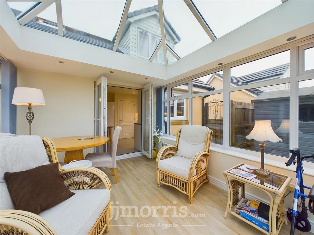 Garden/Sun Room