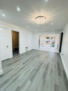 3 bedroom house to rent, High Meadows, Chigwell IG7