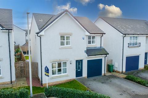 undefined, Bissett Square, East Calder, Livingston