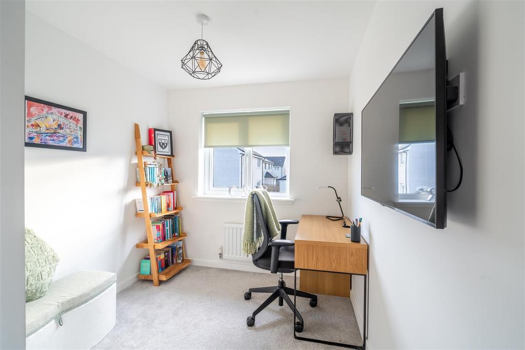 Bedroomthree.jpg