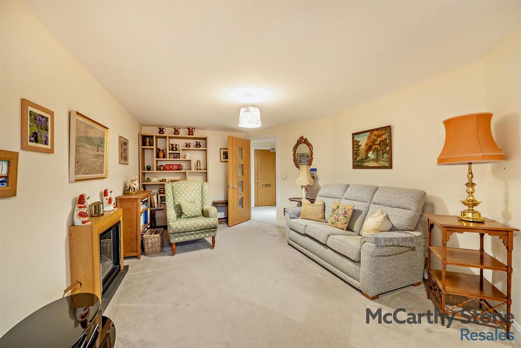 8673424-interior18-800.jpg
