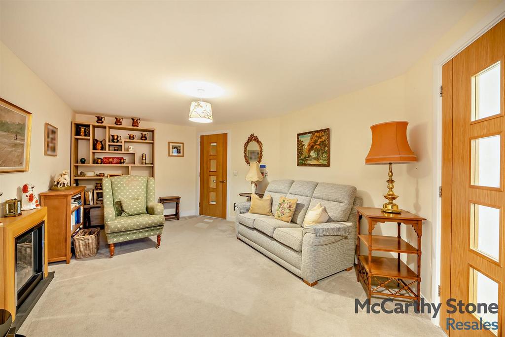 8673424-interior19-800.jpg