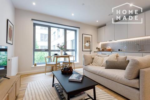 Greenford Quay, Greenford, UB6