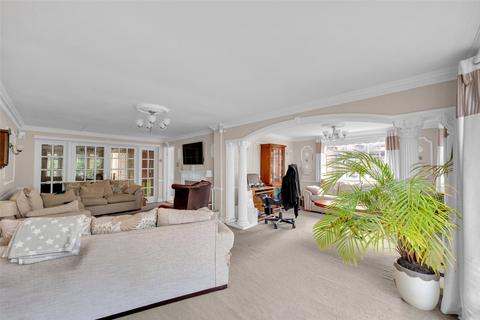 2 bedroom bungalow for sale, Botsom Lane, West Kingsdown, TN15