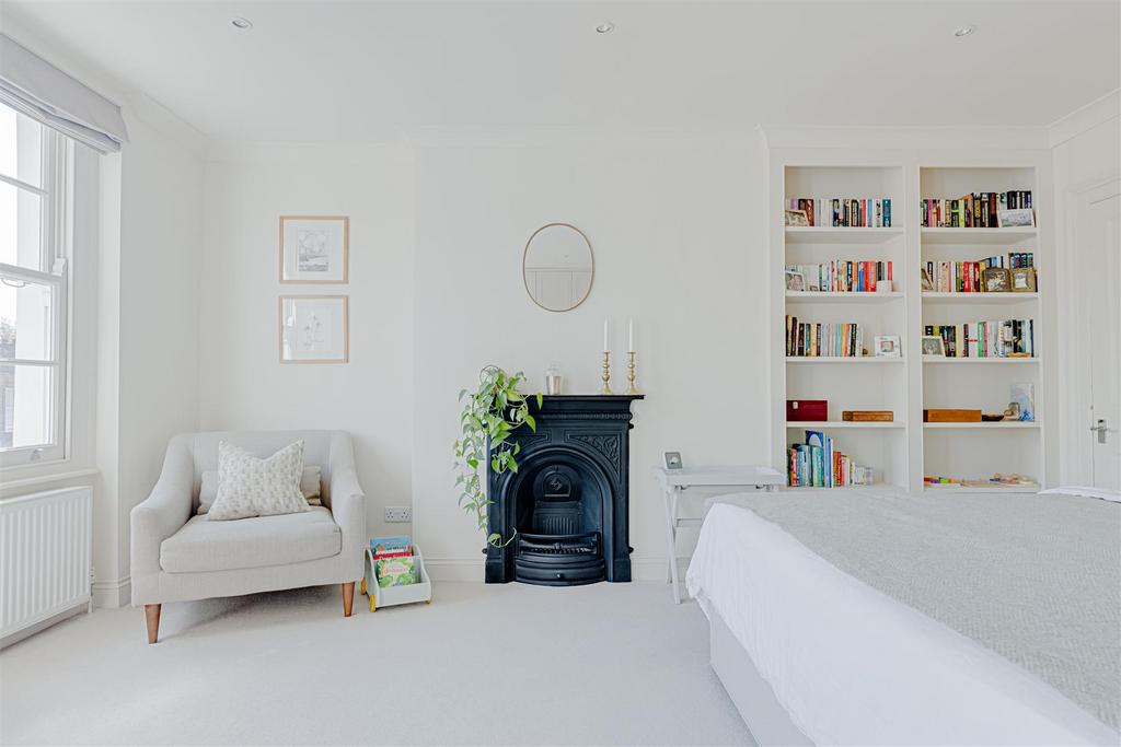 Amwell Street (30).jpg