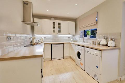 3 bedroom detached house for sale, Carrington Way, Crewe