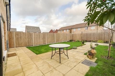 3 bedroom end of terrace house for sale, Morse End, Leighton Buzzard
