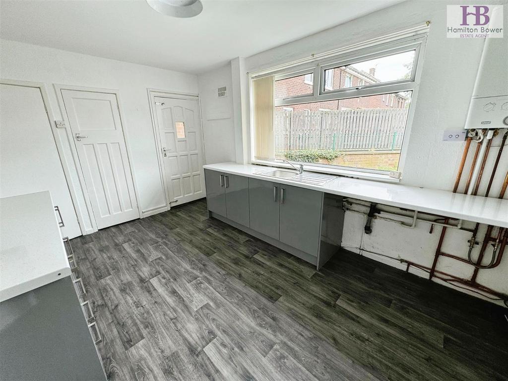 D4b3b3fc-1 LINGDALE5.jpg