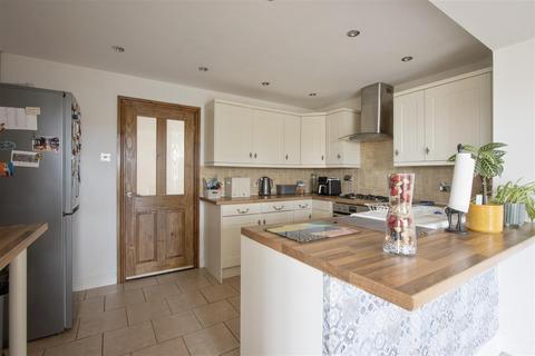 undefined, Alpine Grove, Hollingwood, Chesterfield