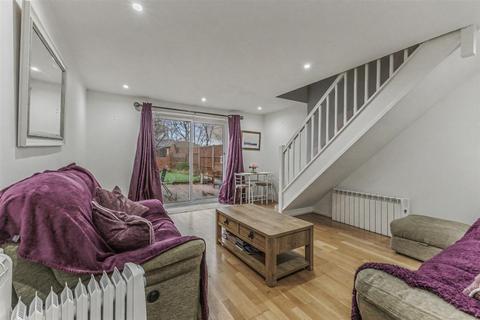 undefined, Holland Meadow, Stratford-Upon-Avon CV37